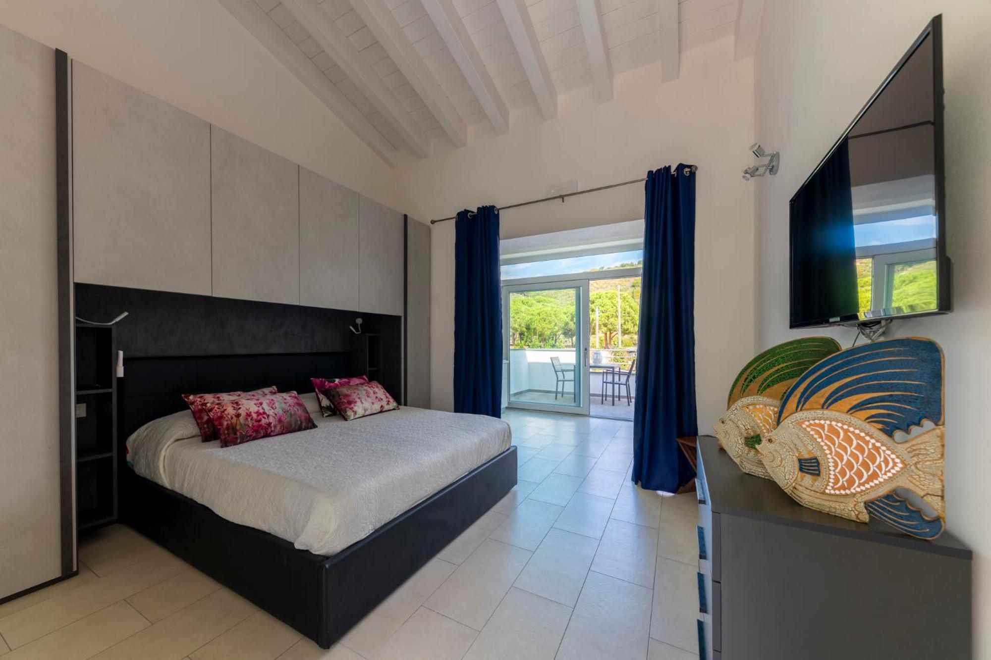 ***Villa Prestige**** Capoliveri  Exterior photo